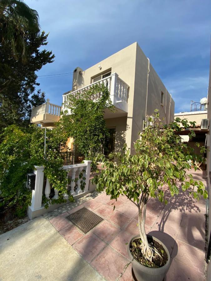 Moutallos Rooms Inn Homes Пафос Екстериор снимка